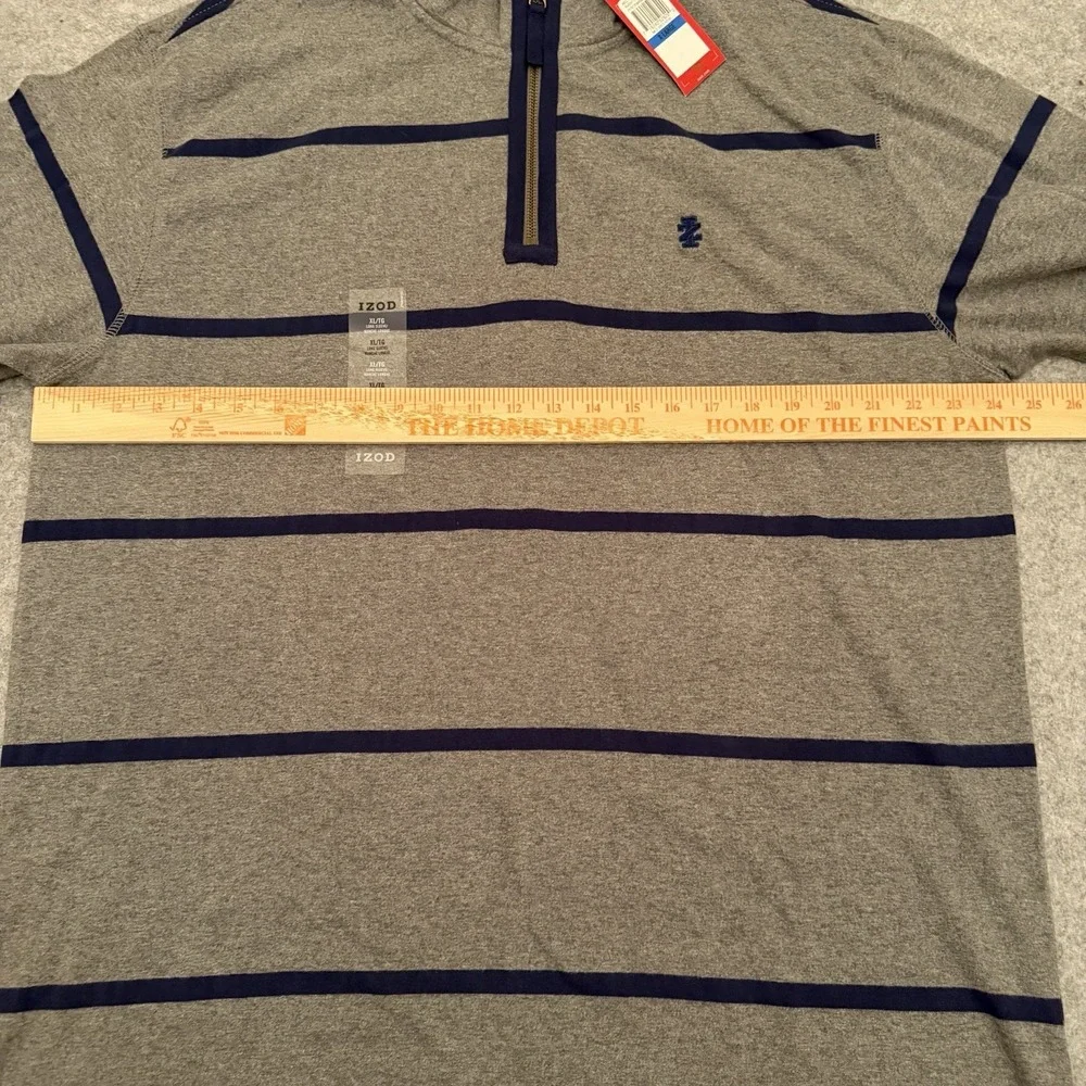 IZOD Men's 1/4 Zip Sweatshirt Cotton Pullover Gray With Blue Stripes Size XL NWT